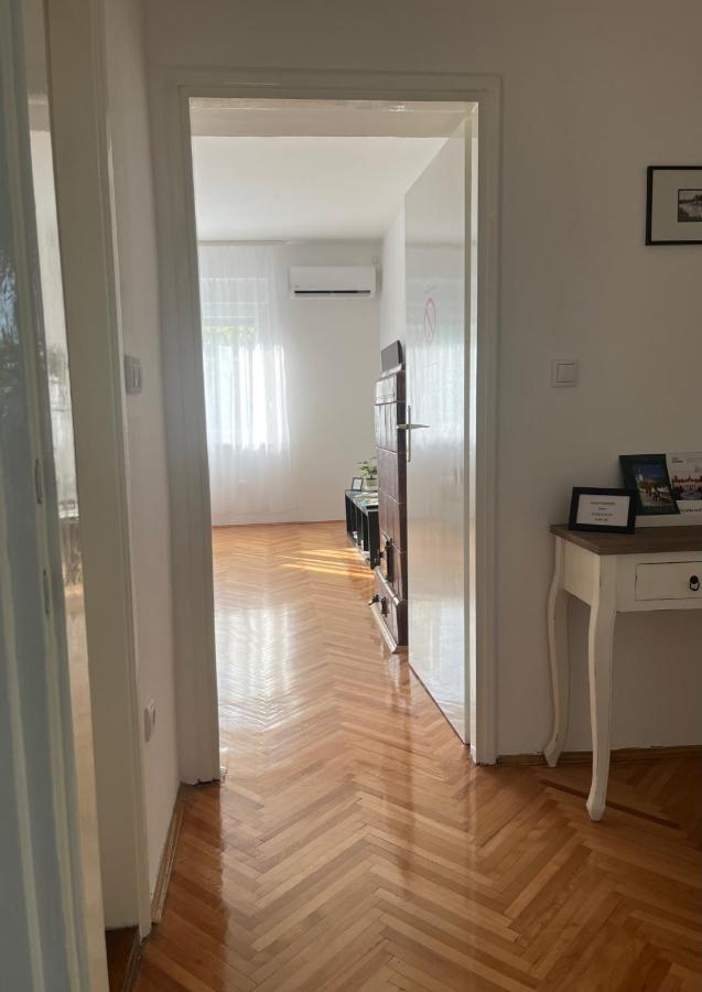 Apartment Lala Σόμπορ Εξωτερικό φωτογραφία